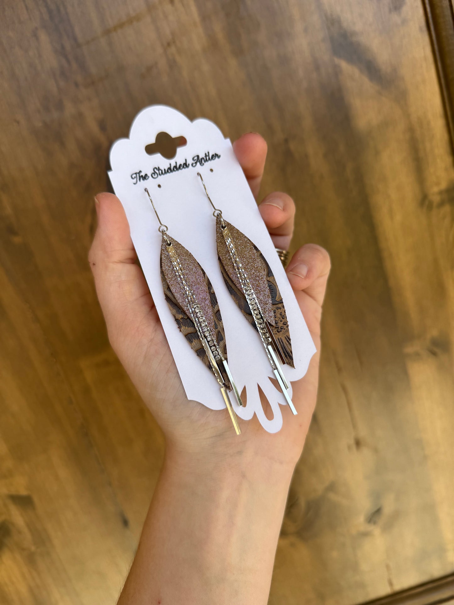 Fringe feather Leather Earrings - Western Boho Style Leather Earrings - Brown and silver