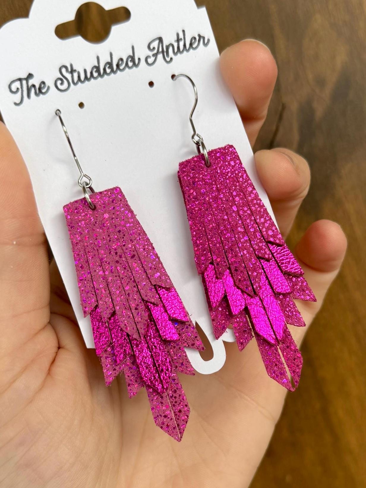 Boho leather earrings - Fringe Feather feather Leather Earrings - Hot Pink Metallic