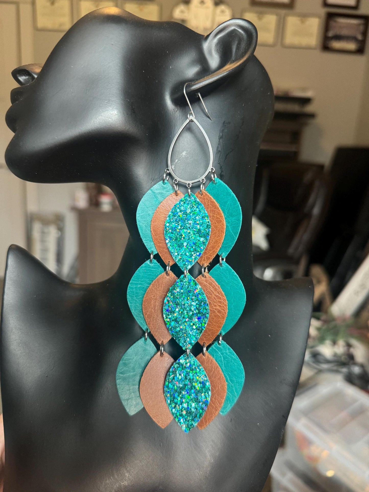 Boho style leather earrings - Teardrop Hoop Leather Earrings - Dark Teal Glitter and Brown