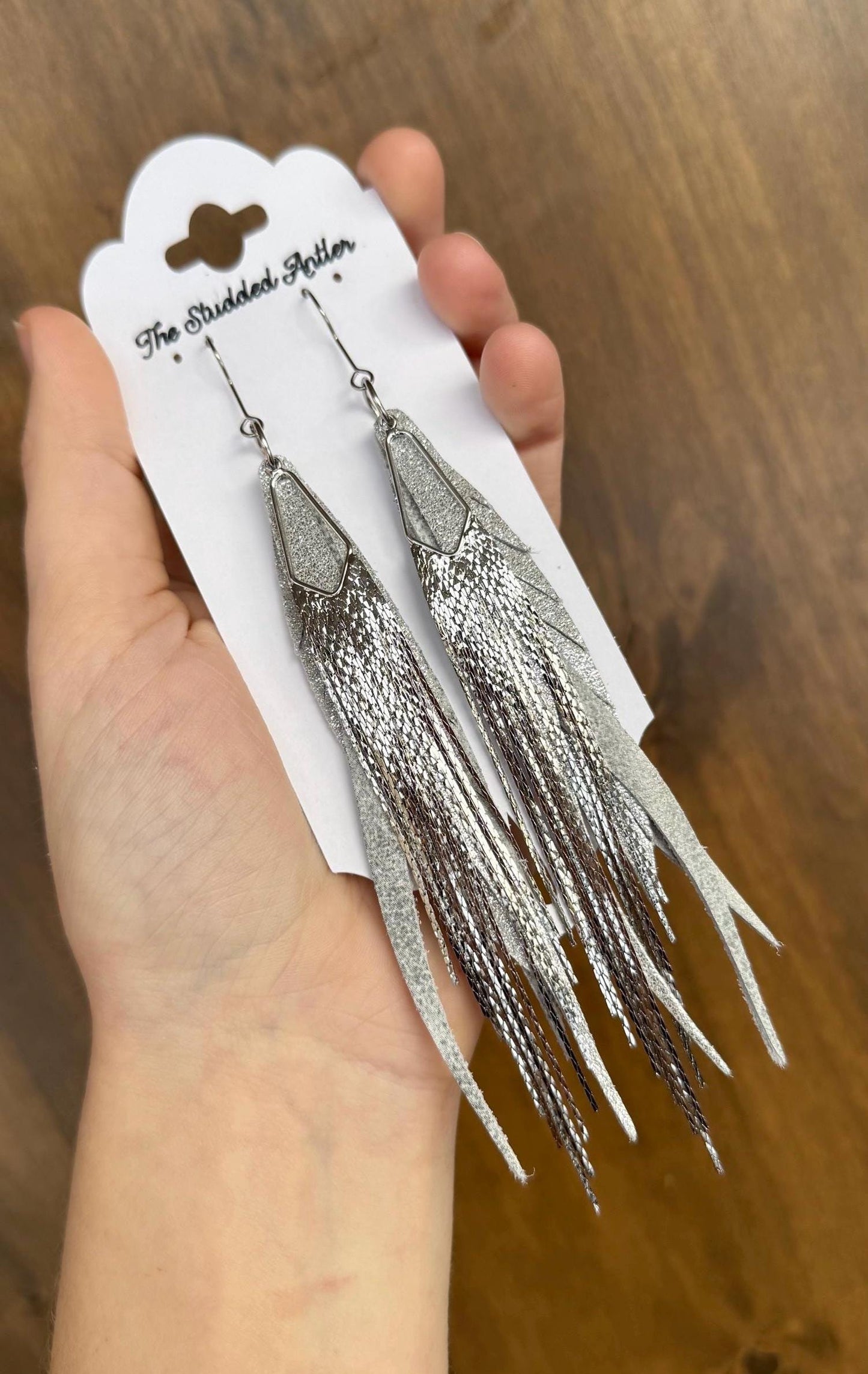Western Style Leather Earrings - Fringe Feather Leather Earrings - Silver Sparkle