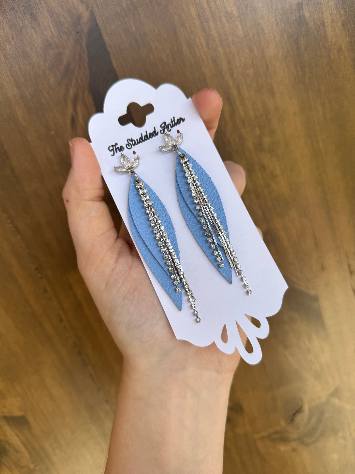 Fringe feather Leather Earrings - Western Boho Style Leather Earrings - Pastel Blue and Silver