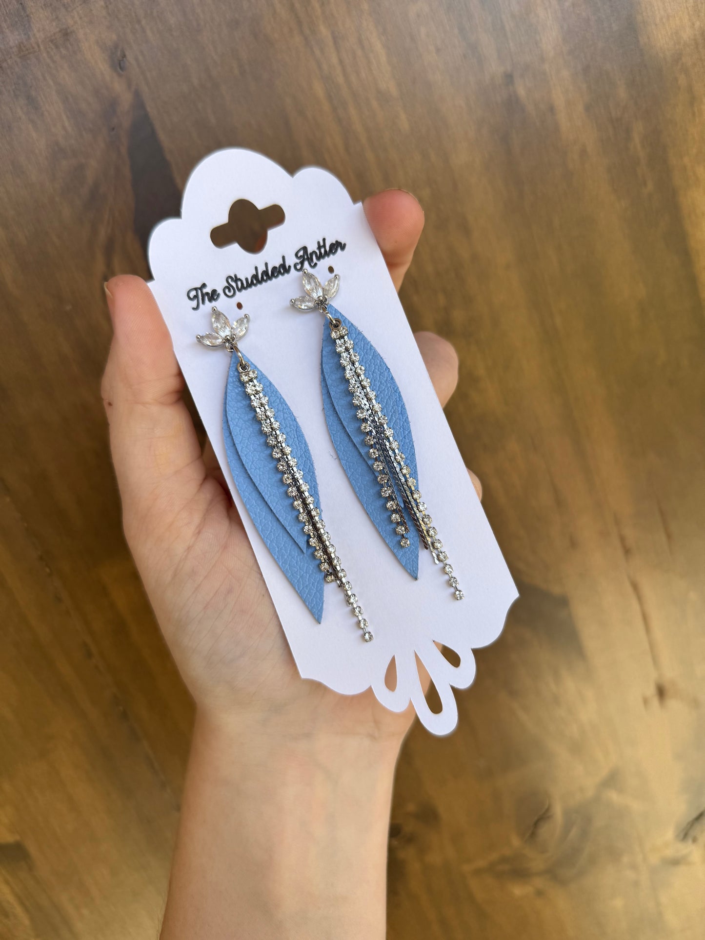 Fringe feather Leather Earrings - Western Boho Style Leather Earrings - Pastel Blue and Silver