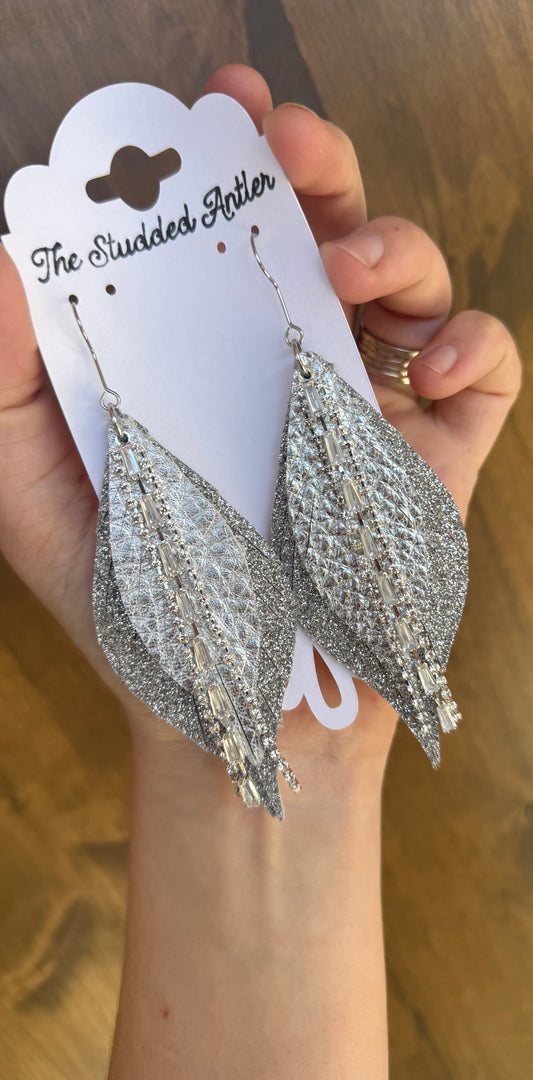 Fringe feather leather earrings - Western Boho style Leather Earrings - Silver