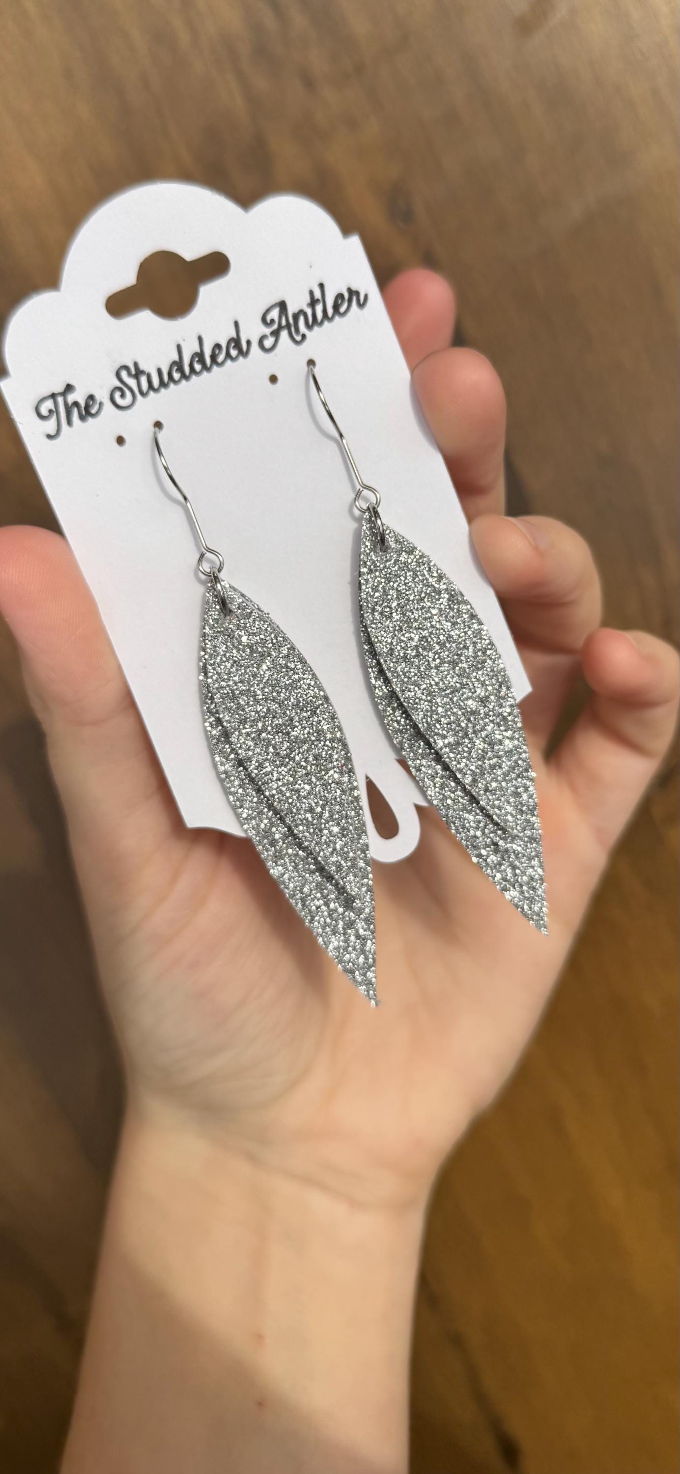 Silver Glitter leather earrings, oval teardrop leather earrings, dangle short leather earrings, lightweight leather earrings, hypoallergenic